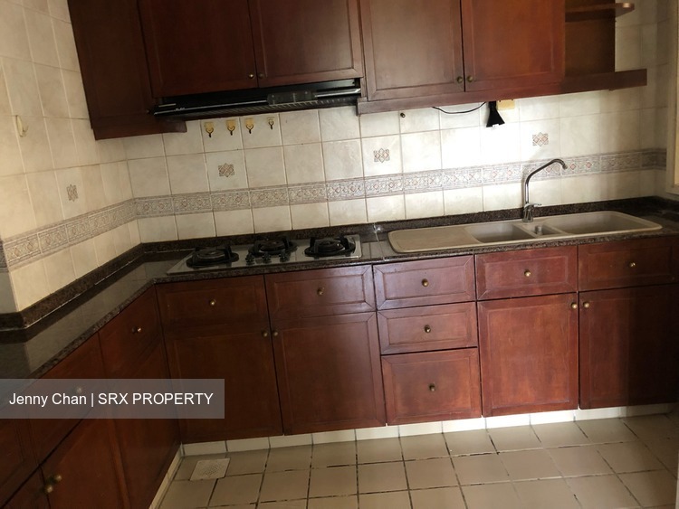 Sherwood Condo (D21), Condominium #206860181